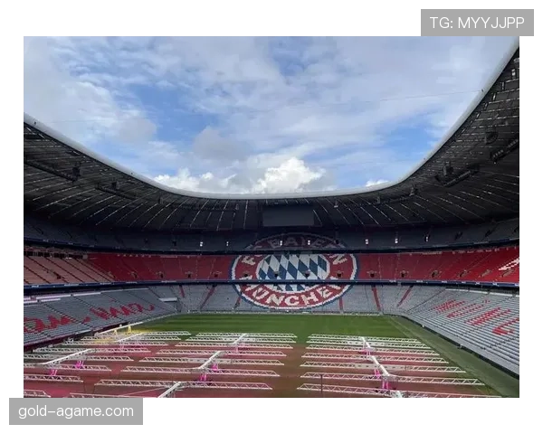 拜仁衰落危机！“皇仁”争霸格局动摇，豪门统治力正面临严峻考验