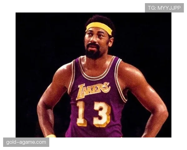 张伯伦内线统治力如何改变76人进攻结构